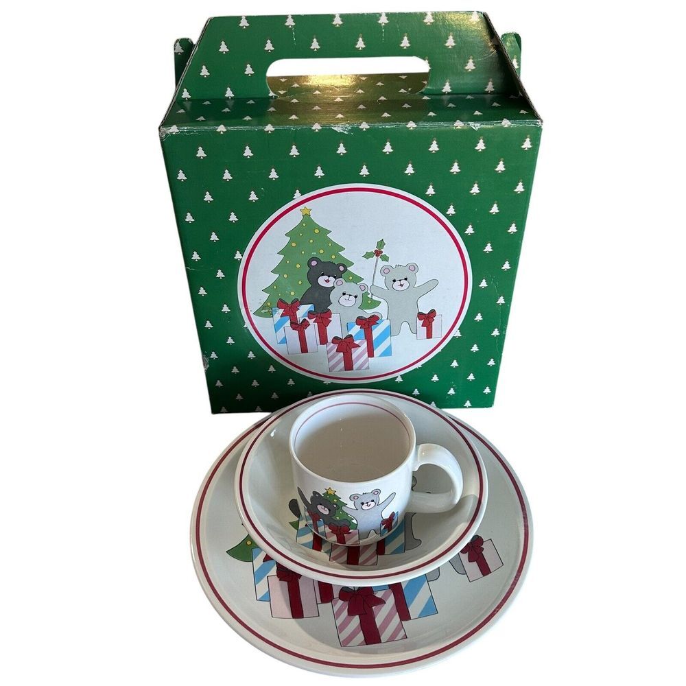 Vintage Studio Nova "Bearing Gifts" Teddy Bear Christmas Kid‎ Dinner Plate Set